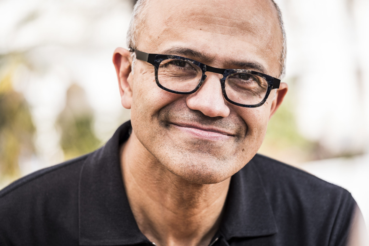 Microsoft to Force Its Software Install on Eligible Windows PCs